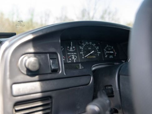 Used 1997 Ford F350 4x4 Regular Cab image 28