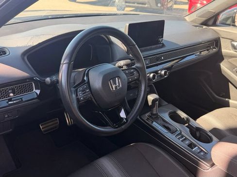 Used 2025 Honda Civic Sport image 5