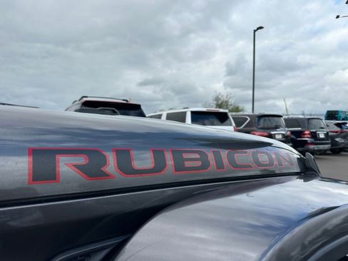 Used 2019 Jeep Wrangler Unlimited Rubicon AWD/4WD image 10