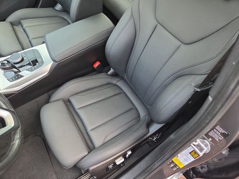 Used 2020 BMW 330i xDrive Sedan w/ Premium Package AWD/4WD image 13