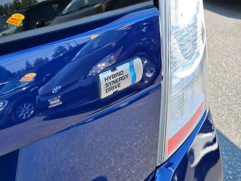 Used 2010 Toyota Prius Three FWD image 9