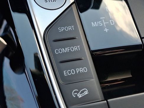 Certified 2023 BMW X3 xDrive30i w/ M Sport Package image 25