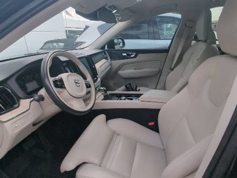 Used 2019 Volvo XC60 T6 Inscription AWD/4WD image 9
