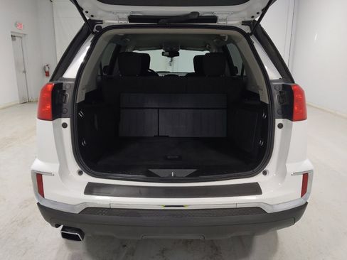 Used 2017 GMC Terrain SLE w/ Convenience Package image 29