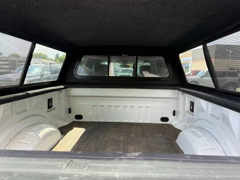 Used 2022 Ford F350 Lariat w/ Lariat Ultimate Package AWD/4WD image 5