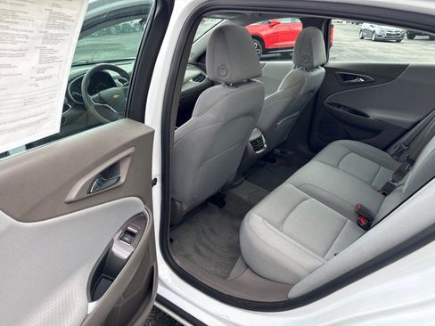 Used 2023 Chevrolet Malibu LT w/ LPO, Floor Liner Package FWD image 24