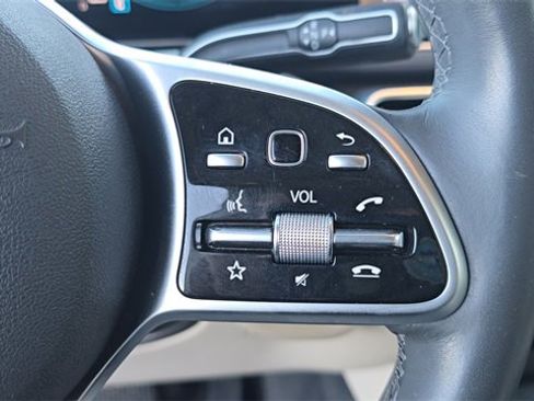 Used 2020 Mercedes-Benz GLE 350 4MATIC image 25