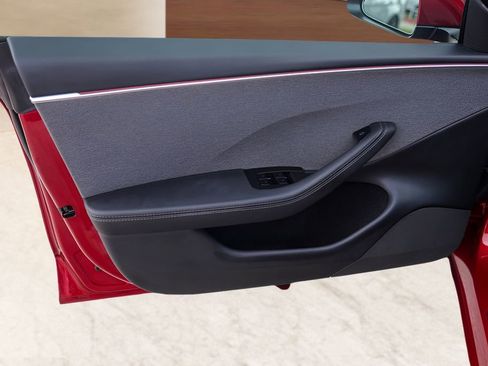 Used 2025 Tesla Model 3 RWD image 21