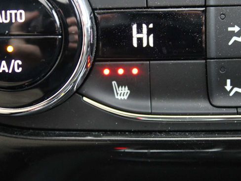 Used 2024 Chevrolet TrailBlazer ACTIV w/ Convenience Package image 18