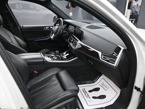 Used 2021 BMW X5 xDrive40i image 31