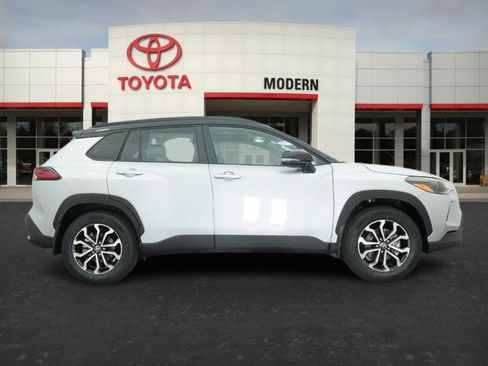 New 2026 Toyota Corolla Cross SE image 26