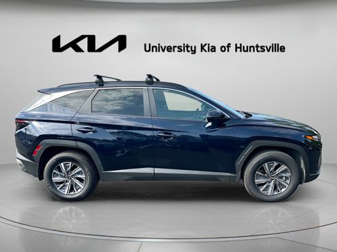 Used 2023 Hyundai Tucson Blue AWD/4WD image 9
