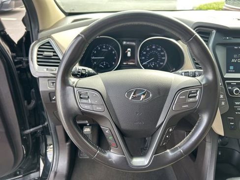 Used 2017 Hyundai Santa Fe Sport image 18
