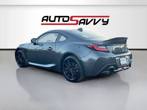 Used 2024 Toyota GR86 Premium image 5