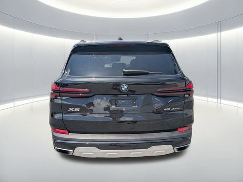 Used 2025 BMW X5 xDrive40i AWD/4WD image 9