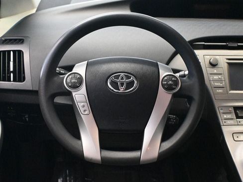 Used 2013 Toyota Prius Two FWD image 13