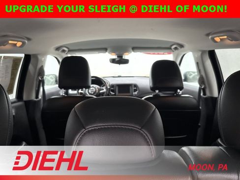 Certified 2019 Jeep Compass Latitude image 10