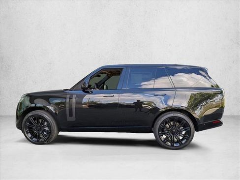 New 2026 Land Rover Range Rover SE image 5
