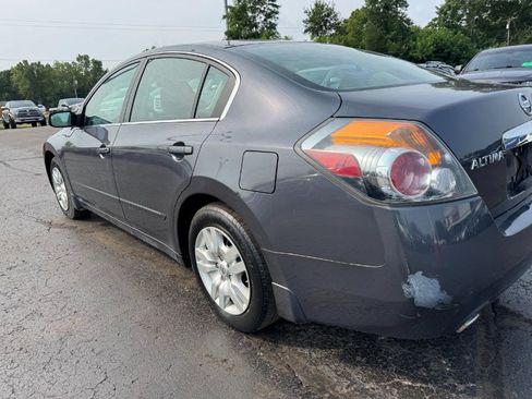 Used 2012 Nissan Altima Sedan FWD image 9