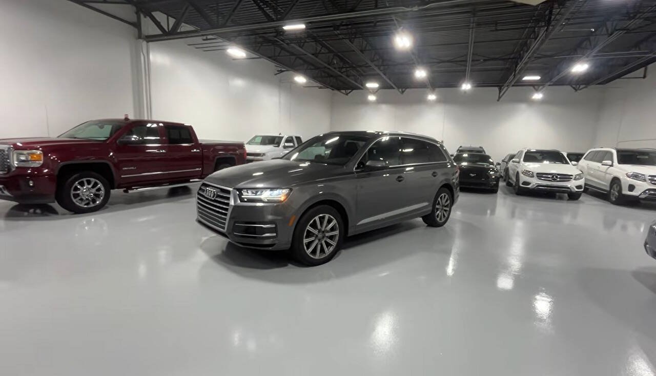 Used 2017 Audi Q7 3.0T Prestige AWD/4WD image 2