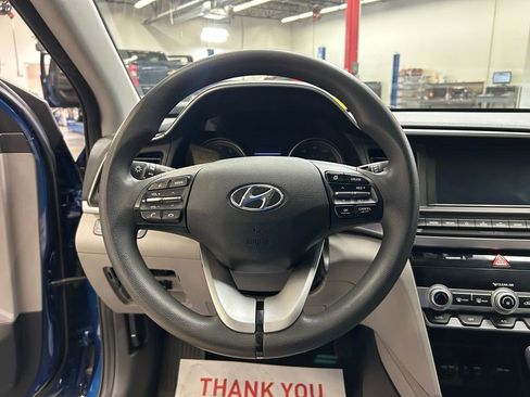 Used 2020 Hyundai Elantra SEL FWD image 20