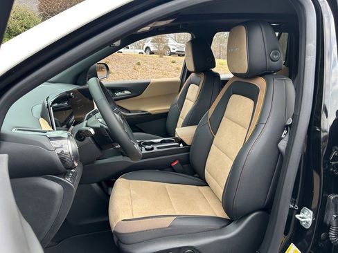 New 2026 Chevrolet Equinox ACTIV w/ Safety and Technology Package FWD image 39