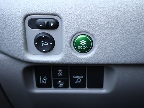 Used 2025 Honda Ridgeline RTL image 13
