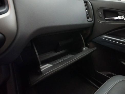 Used 2017 Chevrolet Colorado Z71 AWD/4WD image 28