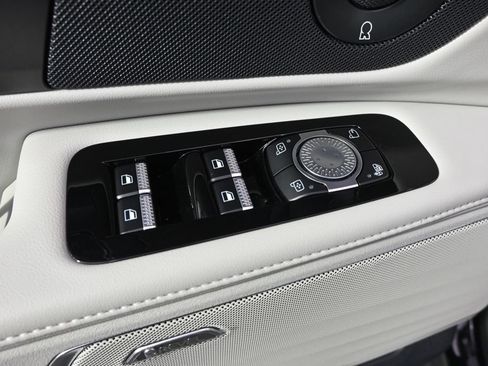 New 2026 Lincoln Nautilus Premier w/ Equipment Group 102A AWD/4WD image 23