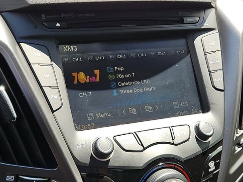 Used 2014 Hyundai Veloster Turbo FWD image 16