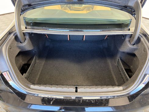 Used 2023 BMW 430i Coupe w/ Premium Package image 32