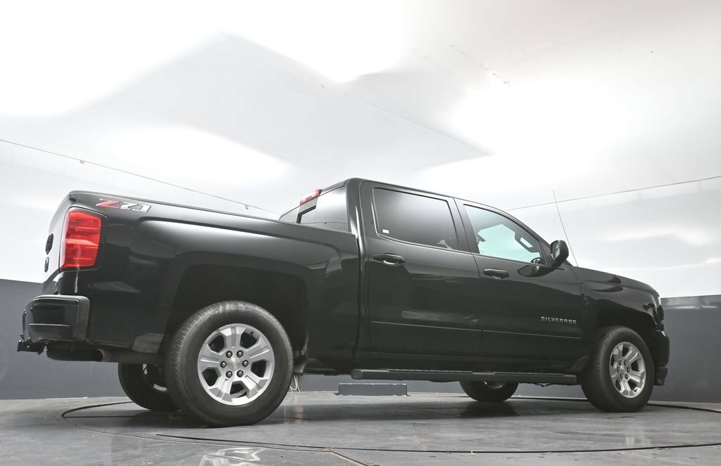 Used 2018 Chevrolet Silverado 1500 LT w/ All Star Edition AWD/4WD image 47