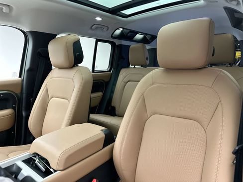 Certified 2025 Land Rover Defender 110 S AWD/4WD image 9