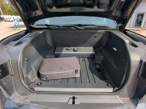 New 2026 Chevrolet Silverado EV LT w/ Premium Package image 30