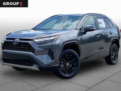 Used 2022 Toyota RAV4 SE w/ SE Grade Weather Package