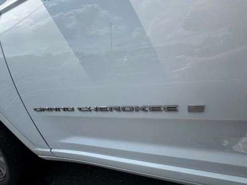Used 2022 Jeep Grand Cherokee L Overland image 65