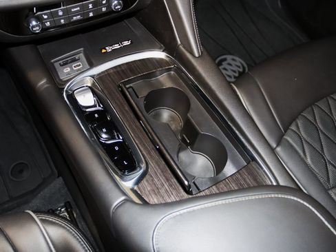 Used 2023 Buick Enclave Avenir w/ Avenir Technology Package image 43