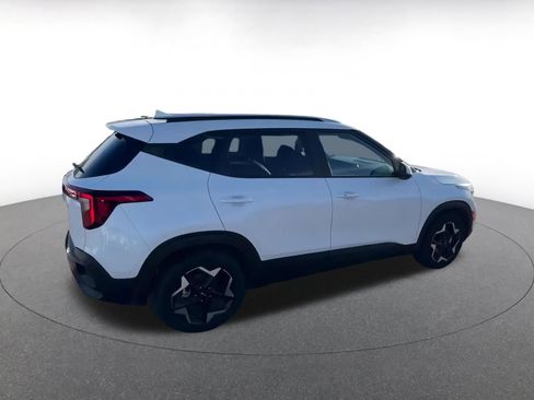 Used 2025 Kia Seltos S image 15