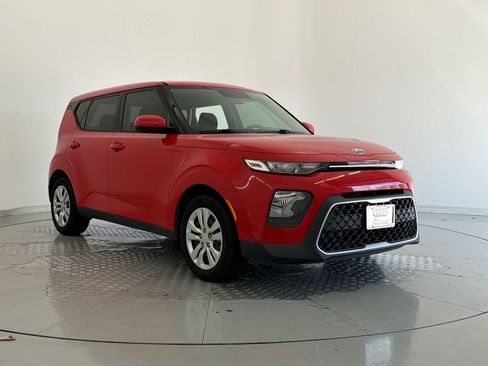 Used 2020 Kia Soul LX FWD image 7
