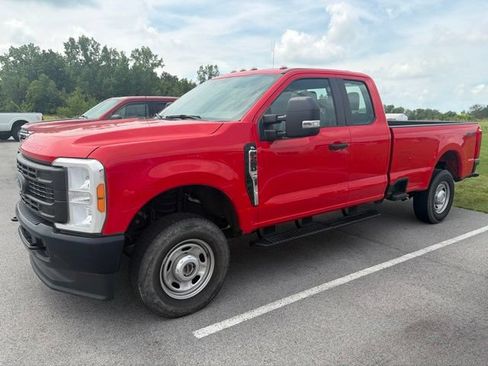 Used 2023 Ford F250 XL w/ Snow Plow Prep Package AWD/4WD image 13