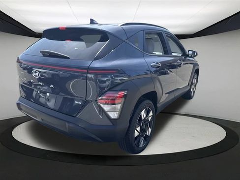 Certified 2024 Hyundai Kona SEL AWD/4WD image 7