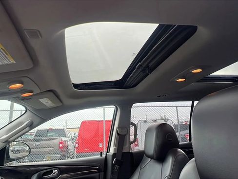Used 2017 Buick Enclave Leather image 26