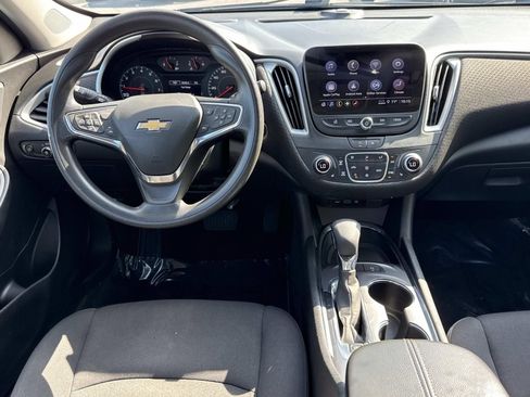 Used 2024 Chevrolet Malibu LT FWD image 8