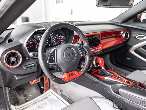 Used 2017 Chevrolet Camaro LT RWD image 17