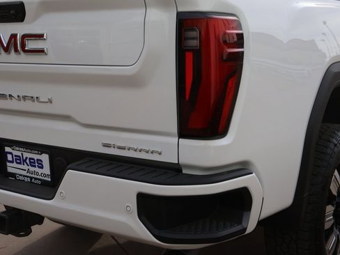 New 2026 GMC Sierra 3500 Denali w/ Denali Reserve Package image 15