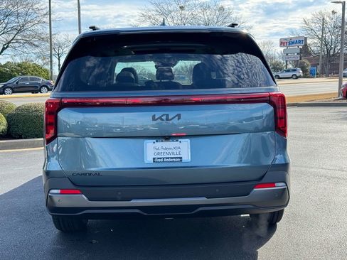 New 2026 Kia Carnival SX image 4