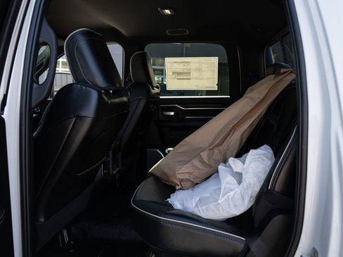 New 2026 RAM 4500 Tradesman w/ Laramie Trim Package image 17