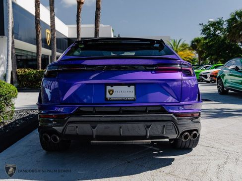 Used 2023 Lamborghini Urus Performante AWD/4WD image 5