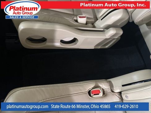 Used 2016 Toyota Highlander Limited image 29