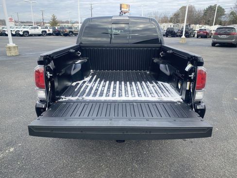 Used 2023 Toyota Tacoma TRD Off-Road image 24